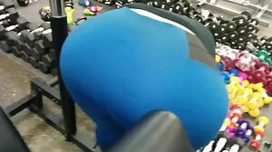 Nenek sialan jolok pepek tembam