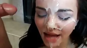 Suri Rumah Jepun Cantik Membuat Air Mani Dengan Mainan Licik cipap kena jolok